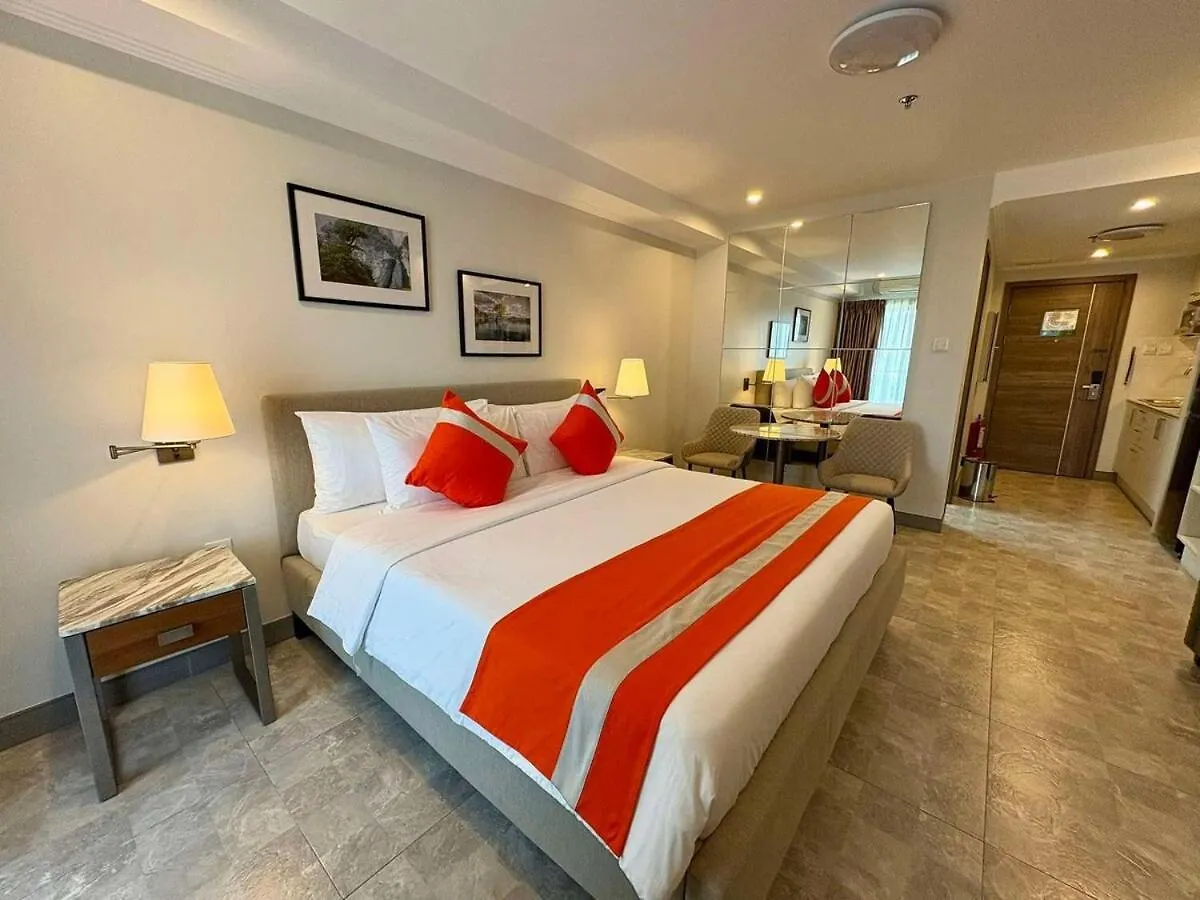 Sheryll Escapes - La Grande Phase 2, Grand Studio 625 With Balcony, Wifi & Netflix Ángeles